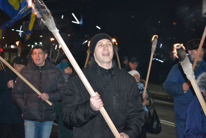 Смолоскипний марш та водії-порушники: ТОП-5 новин тижня у Хмельницькому, фото №1 на сайті vsim.ua