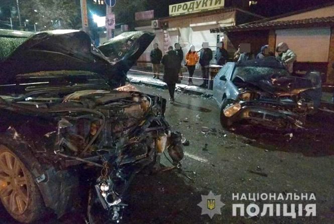 Новини Хмельницького - фото з П’яний 17-річний за кермом та втікач на «Range Rover»: хроніка ДТП у Хмельницькому П’яний 17-річний за кермом та втікач на «Range Rover»: хроніка ДТП у Хмельницькому, фото №1 на сайті vsim.ua