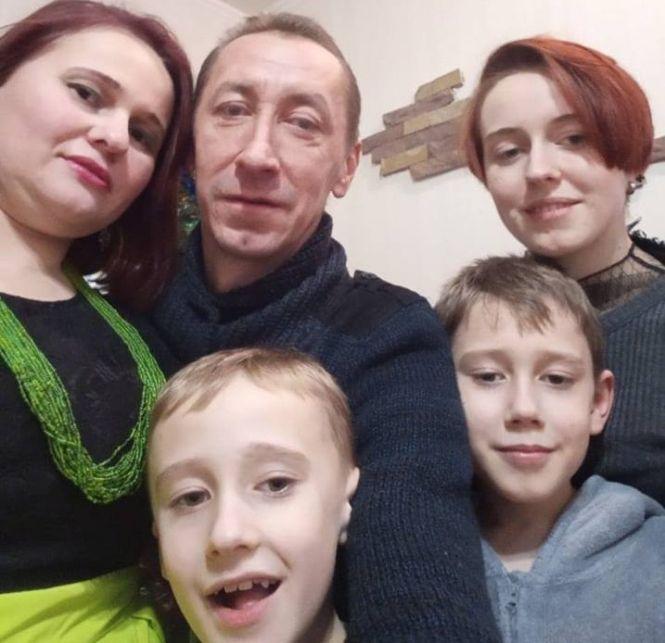 Новини Тернополя - фото з Чоловік, який впав у двометровий котлован, у важкому стані Чоловік, який впав у двометровий котлован, у важкому стані, фото №4 на сайті 20minut.ua