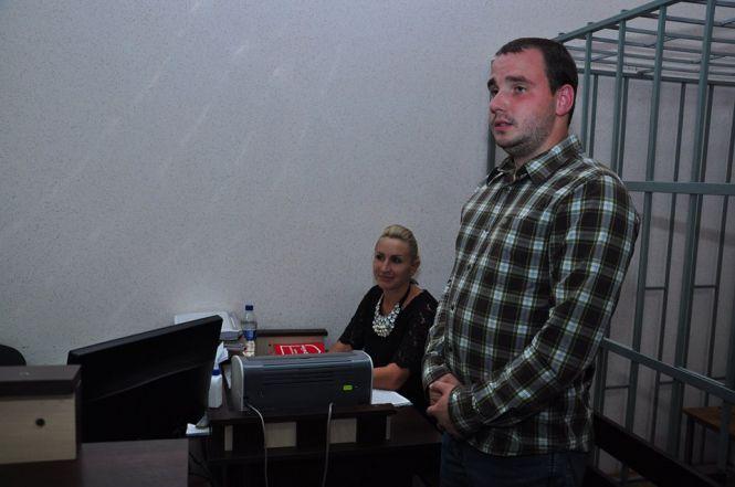 Новини Вінниці - фото з «Звідки взяло слідство все це, нам не відомо». Інтерв’ю з захисниками Анатолія Малєца «Звідки взяло слідство все це, нам не відомо». Інтерв’ю з захисниками Анатолія Малєца, фото №4 на сайті 20minut.ua