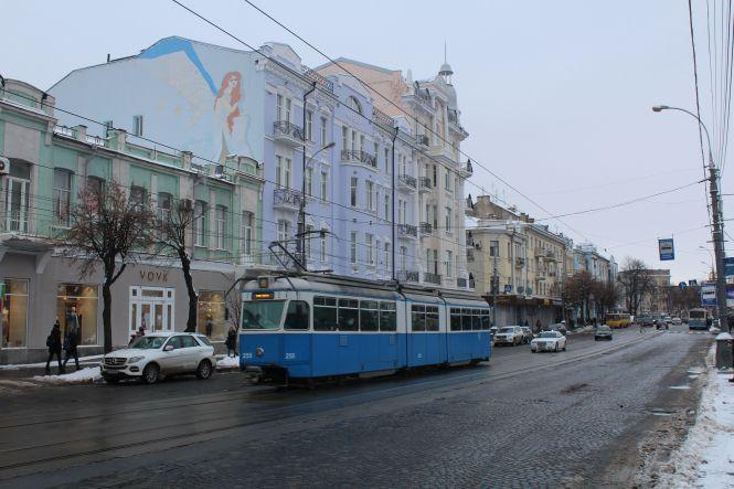 Новини Вінниці - фото з На Соборній хочуть замінити трамвайну колію. Вартість робіт — 33 мільйони На Соборній хочуть замінити трамвайну колію. Вартість робіт — 33 мільйони, фото №4 на сайті 20minut.ua