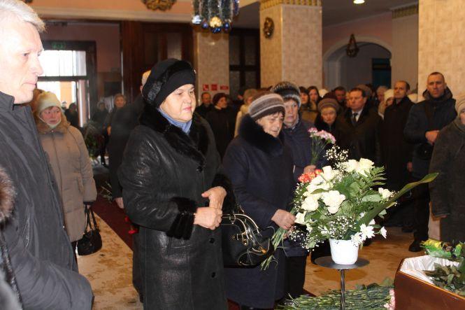 Новини Вінниці - фото з Друзі називали його джигітом. Раптово обірвалося життя дагестанця, який заслужив любов і повагу вінничан Друзі називали його джигітом. Раптово обірвалося життя дагестанця, який заслужив любов і повагу вінничан, фото №4 на сайті 20minut.ua