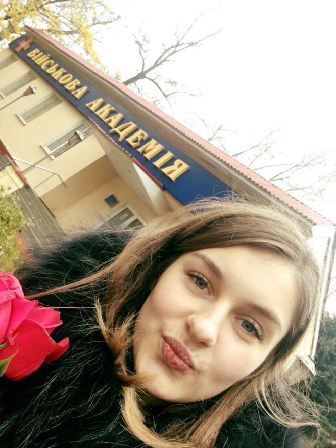 Новини Вінниці - фото з «Наказував обслуговувати його і богатирів». Лейтенантка заявила про домагання полковника «Наказував обслуговувати його і богатирів». Лейтенантка заявила про домагання полковника, фото №3 на сайті 20minut.ua