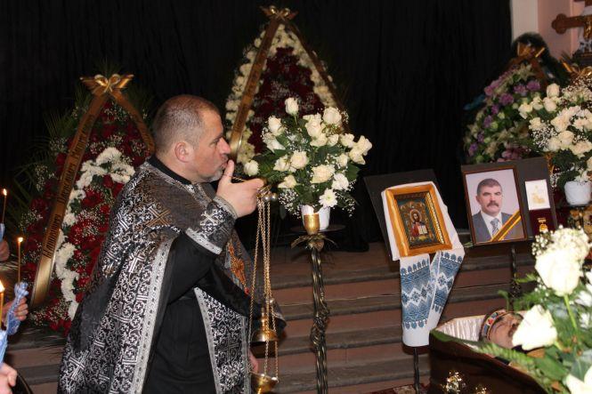 Новини Вінниці - фото з Друзі називали його джигітом. Раптово обірвалося життя дагестанця, який заслужив любов і повагу вінничан Друзі називали його джигітом. Раптово обірвалося життя дагестанця, який заслужив любов і повагу вінничан, фото №3 на сайті 20minut.ua