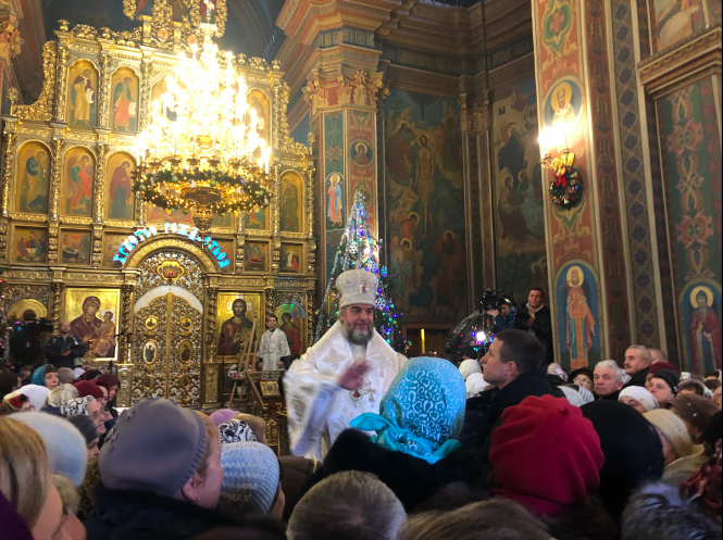 Штовханина у соборі, Порошенко і колядки: як вінничани Томос зустрічали, фото №1 на сайті 20minut.ua