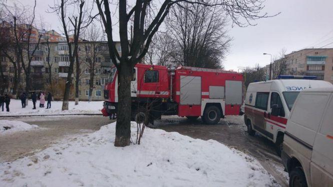Новини Тернополя - фото з На Карпенка горіла квартира: літня жінка палила дровами (оновлено) На Карпенка горіла квартира: літня жінка палила дровами (оновлено), фото №1 на сайті 20minut.ua