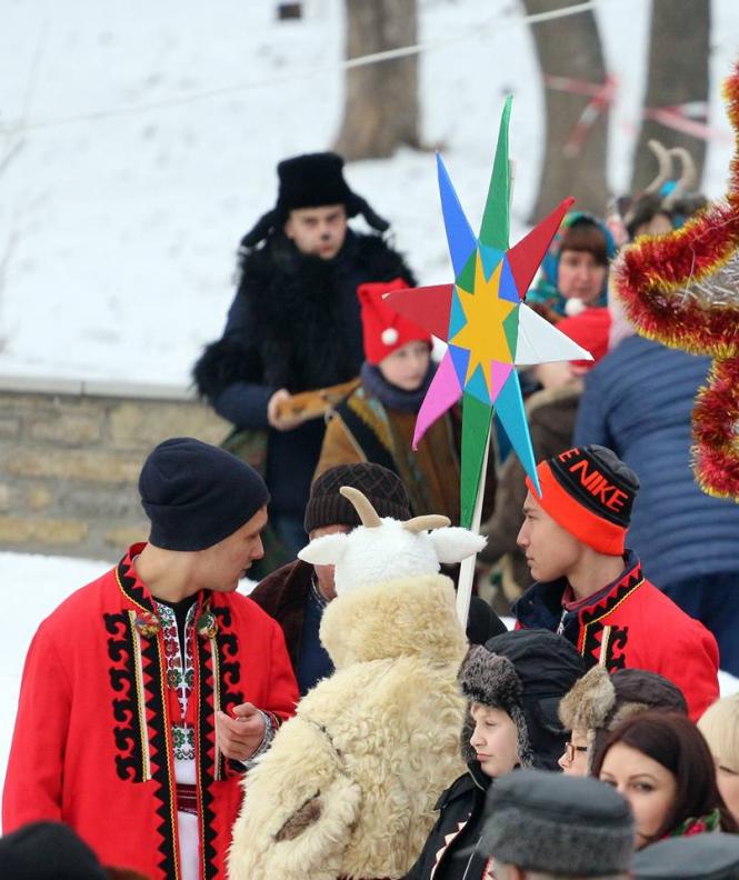 Новини Кам'янця-Подільського - фото з Щедрий вечір у Кам’янці-Подільському (Фото і Відео) Щедрий вечір у Кам’янці-Подільському (Фото і Відео), фото №1 на сайті 20minut.ua