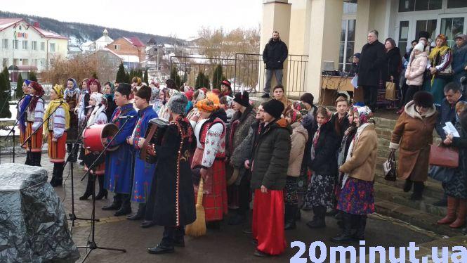 На Тернопільщині у  Синькові розпочався фестиваль Маланок, фото №1 на сайті 20minut.ua