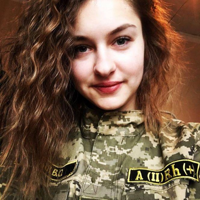 Новини Вінниці - фото з Нове у справі домагань лейтенантки. Cвідки згадали клізмо-терапію від полковника і шантаж Нове у справі домагань лейтенантки. Cвідки згадали клізмо-терапію від полковника і шантаж, фото №1 на сайті 20minut.ua