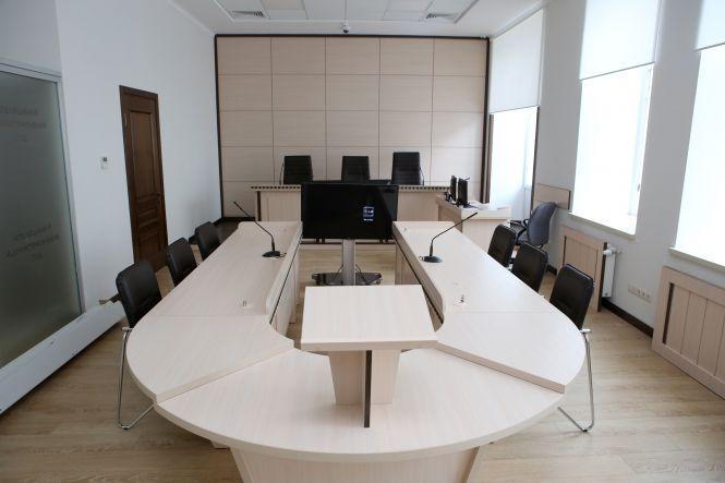 Як судді обживаються в екс-готелі «Савой», фото №8 на сайті 20minut.ua