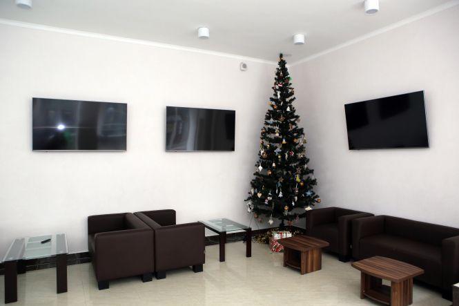 Як судді обживаються в екс-готелі «Савой», фото №2 на сайті 20minut.ua