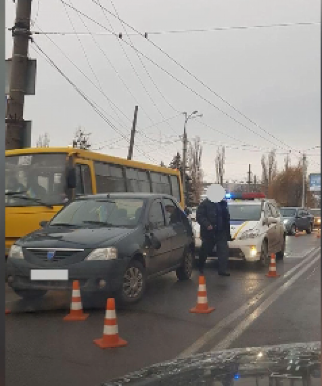 Новини Вінниці - фото з Вінниця 18 січня: подробиці ДТП на Блока та Київській Вінниця 18 січня: подробиці ДТП на Блока та Київській, фото №1 на сайті 20minut.ua