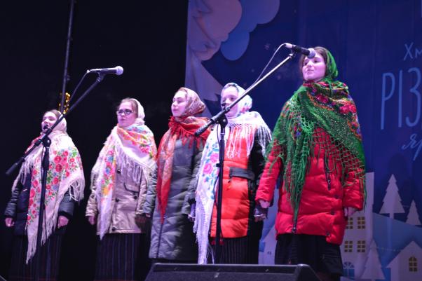 Новини Хмельницького - фото з В Хмельницькому офіційно закрили Різдвяний ярмарок (ФОТО, ВІДЕО) В Хмельницькому офіційно закрили Різдвяний ярмарок (ФОТО, ВІДЕО), фото №4 на сайті vsim.ua