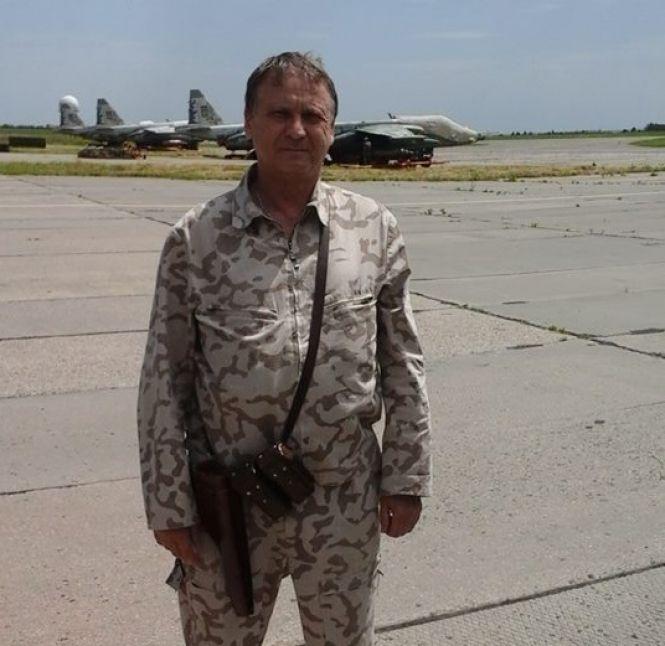 Новини Вінниці - фото з Історія льотчика Олександра Харісова: з початком війни на Донбасі знову сів за штурвал і літав до 66-ти років Історія льотчика Олександра Харісова: з початком війни на Донбасі знову сів за штурвал і літав до 66-ти років, фото №2 на сайті 20minut.ua