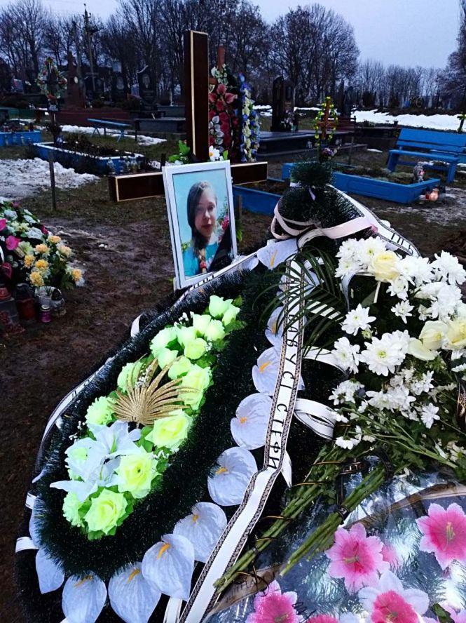 Новини Тернополя - фото з “Як можна було дати померти такій здоровій дитині”: мама 11-річної Даринки шукає винних у смерті доньки “Як можна було дати померти такій здоровій дитині”: мама 11-річної Даринки шукає винних у смерті доньки, фото №3 на сайті 20minut.ua