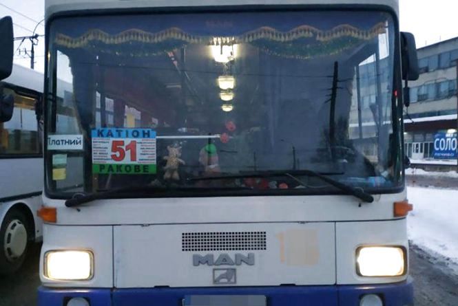 Новини Хмельницького - фото з Смертельна аварія поблизу Хмельницького і п'яний водій 51-го автобусу: хроніка ДТП Смертельна аварія поблизу Хмельницького і п'яний водій 51-го автобусу: хроніка ДТП, фото №3 на сайті vsim.ua