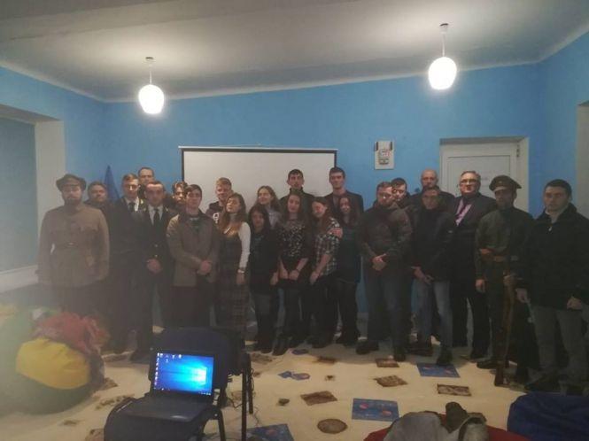 Новини Кам'янця-Подільського - фото з Злука на Поділлі та побут військових на лекціях Молодіжної ради Кам’янця Злука на Поділлі та побут військових на лекціях Молодіжної ради Кам’янця, фото №5 на сайті 20minut.ua