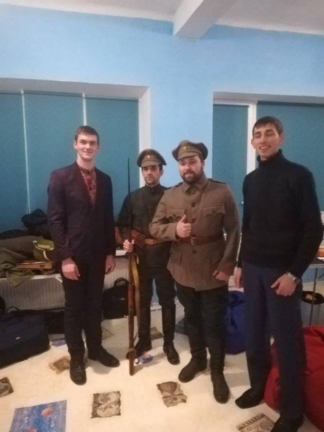 Новини Кам'янця-Подільського - фото з Злука на Поділлі та побут військових на лекціях Молодіжної ради Кам’янця Злука на Поділлі та побут військових на лекціях Молодіжної ради Кам’янця, фото №1 на сайті 20minut.ua