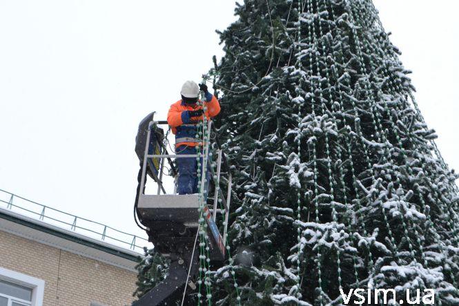 Новини Хмельницького - фото з Фото дня: на Проскурівській розпочали демонтаж головної ялинки міста Фото дня: на Проскурівській розпочали демонтаж головної ялинки міста, фото №1 на сайті vsim.ua
