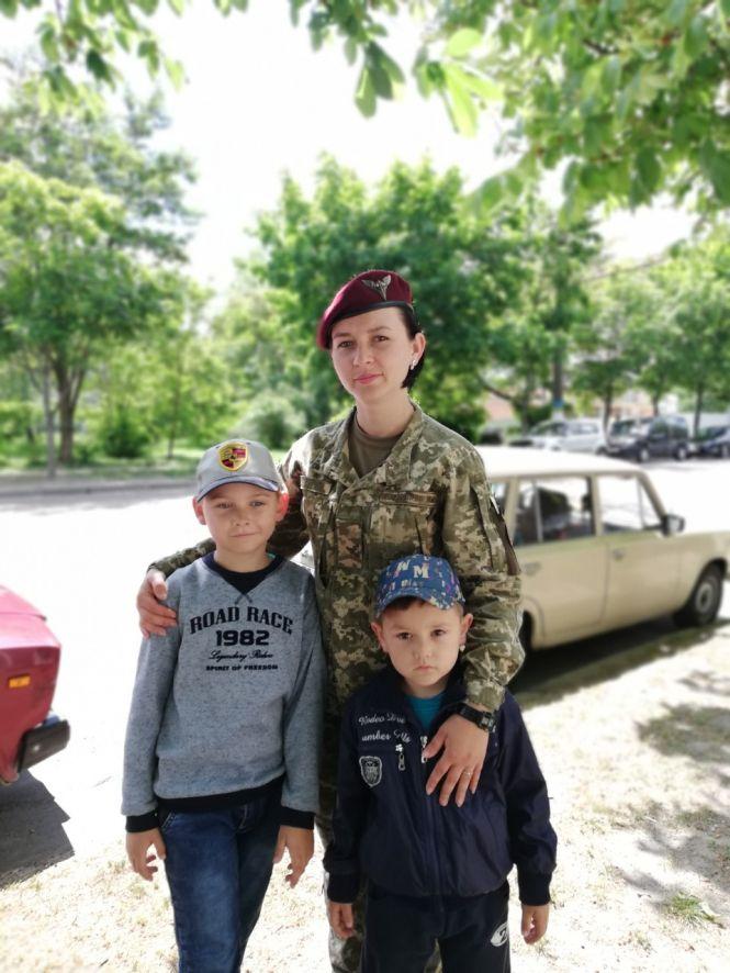 «Після того, як Саші не стало, мені вже нічого не страшно».  Дружина стала у стрій замість чоловіка, фото №1 на сайті 20minut.ua