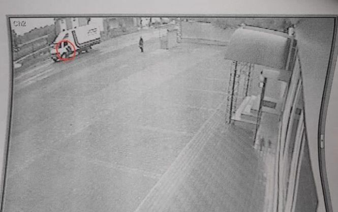 Новини Тернополя - фото з Сім років судів і поневірянь. А ті, хто забрав життя Андрія, можуть вийти сухими з води Сім років судів і поневірянь. А ті, хто забрав життя Андрія, можуть вийти сухими з води, фото №2 на сайті 20minut.ua