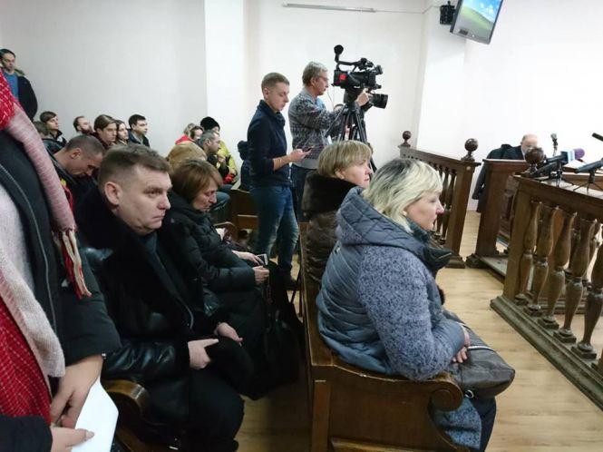 Новини Тернополя - фото з Півмільйона застави призначив суд Ярославу Перегінцю, який насмерть збив чоловіка на Злуки (оновлено) Півмільйона застави призначив суд Ярославу Перегінцю, який насмерть збив чоловіка на Злуки (оновлено), фото №3 на сайті 20minut.ua