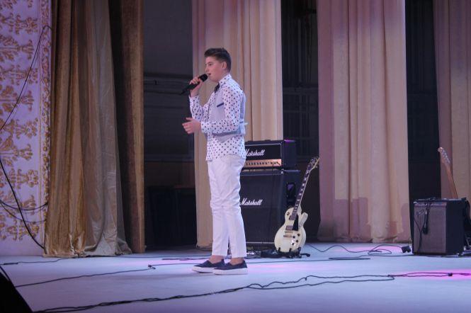 Кам’янецькі школярі боролися за місця у фіналі пісенного конкурсу (ФОТО), фото №6 на сайті 20minut.ua