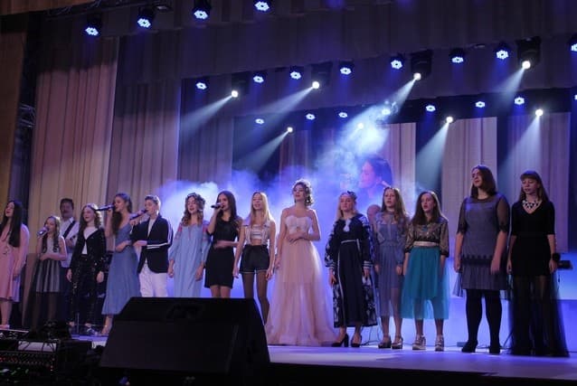 Кам’янецькі школярі боролися за місця у фіналі пісенного конкурсу (ФОТО), фото №11 на сайті 20minut.ua