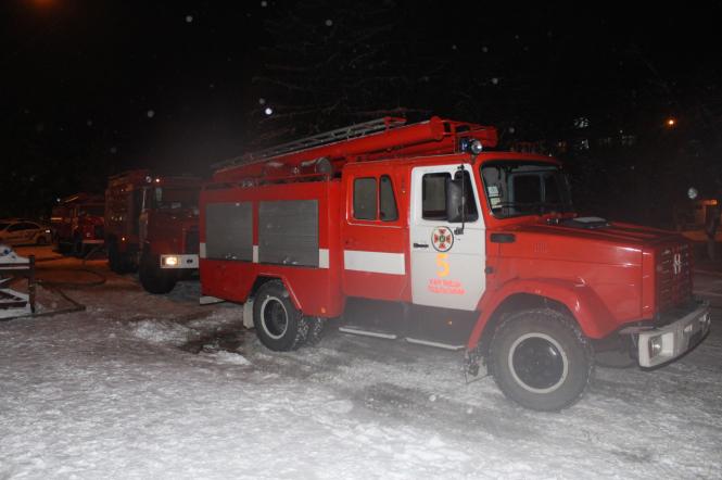 Горів "Техас" у Кам’янці-Подільському (ФОТО+ВІДЕО), фото №7 на сайті 20minut.ua
