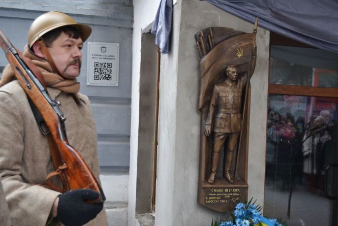 Вбивчі ревнощі, ланцюг єдності та "Міні міс": ТОП-5 новин тижня у Хмельницькому, фото №3 на сайті vsim.ua