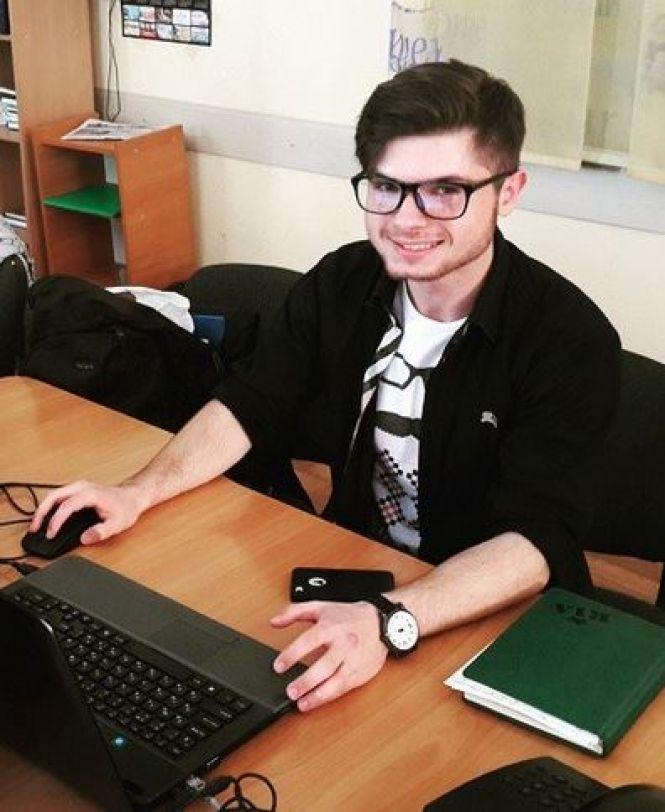 Новини Тернополя - фото з З RIA — на край світу, радіо чи телебачення. Колишні журналісти газети розповіли про себе (оновлено) З RIA — на край світу, радіо чи телебачення. Колишні журналісти газети розповіли про себе (оновлено), фото №9 на сайті 20minut.ua