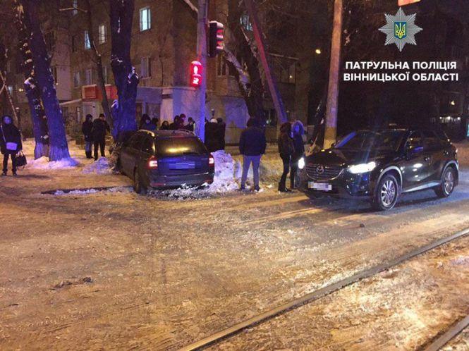 Масштабна ДТП: п'яний водій протаранив дві автівки та врізався у дерево, фото №3 на сайті 20minut.ua