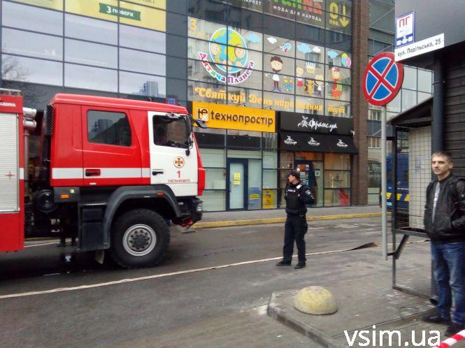 Новини Хмельницького - фото з У «Кварталі» знову шукали вибухівку У «Кварталі» знову шукали вибухівку, фото №2 на сайті vsim.ua