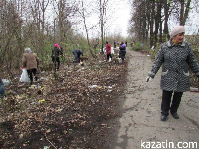 Новини Козятина - фото з "Чиста" субота: наводили лад і в місті, і на річці "Чиста" субота: наводили лад і в місті, і на річці, фото №5 на сайті 20minut.ua