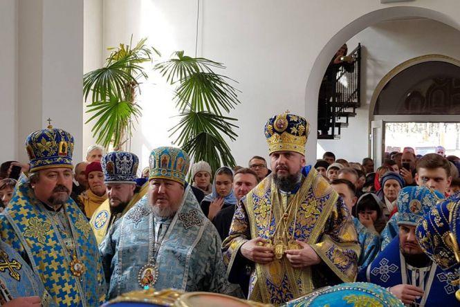 Новини Хмельницького - фото з До Хмельницького приїхав Блаженніший Митрополит Епіфаній До Хмельницького приїхав Блаженніший Митрополит Епіфаній, фото №4 на сайті vsim.ua