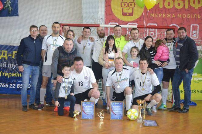 Новини Хмельницького - фото з Визначилися чемпіони Хмельницького з футзалу серед ветеранів Визначилися чемпіони Хмельницького з футзалу серед ветеранів, фото №1 на сайті vsim.ua