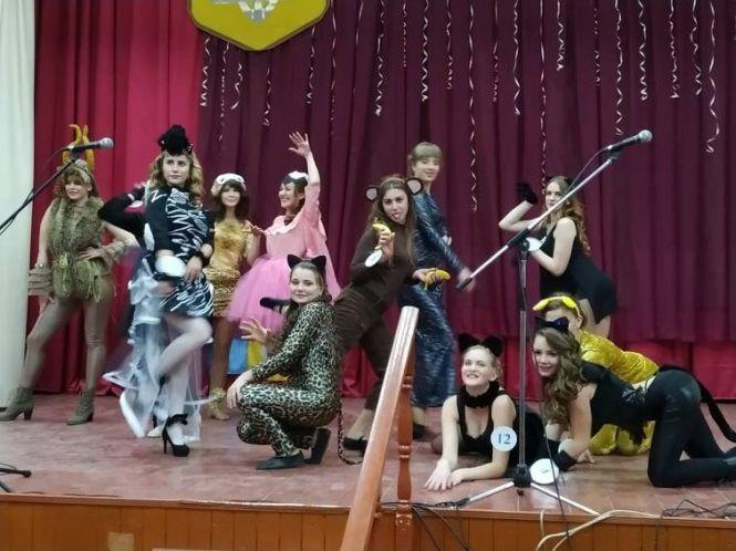 Новини Козятина - фото з «Суперстаршокласниця-2019»: перемогу виборола учениця Миколаївської школи Ольга Піркл «Суперстаршокласниця-2019»: перемогу виборола учениця Миколаївської школи Ольга Піркл, фото №1 на сайті 20minut.ua