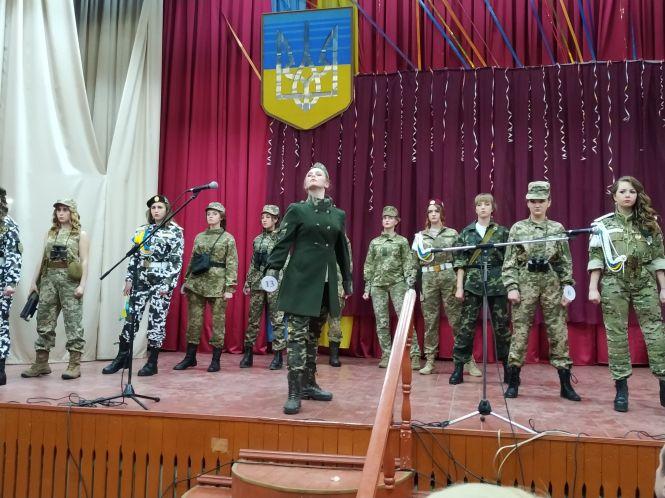 Новини Козятина - фото з «Суперстаршокласниця-2019»: перемогу виборола учениця Миколаївської школи Ольга Піркл «Суперстаршокласниця-2019»: перемогу виборола учениця Миколаївської школи Ольга Піркл, фото №13 на сайті 20minut.ua