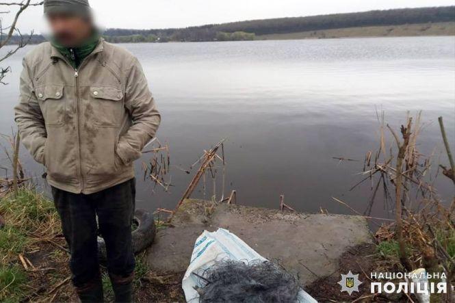 Летичівський браконьєр може загриміти до в’язниці за 164 рибини, фото №1 на сайті vsim.ua