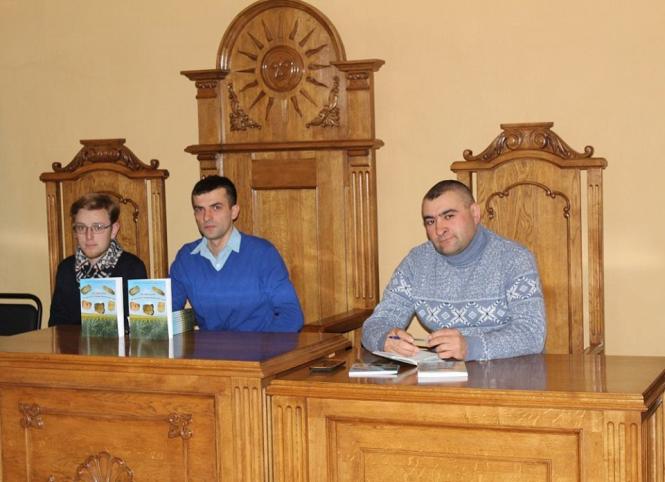 Новини Кам'янця-Подільського - фото з Археологи Кам’янця-Подільського  презентували наукове видання Археологи Кам’янця-Подільського  презентували наукове видання, фото №1 на сайті 20minut.ua