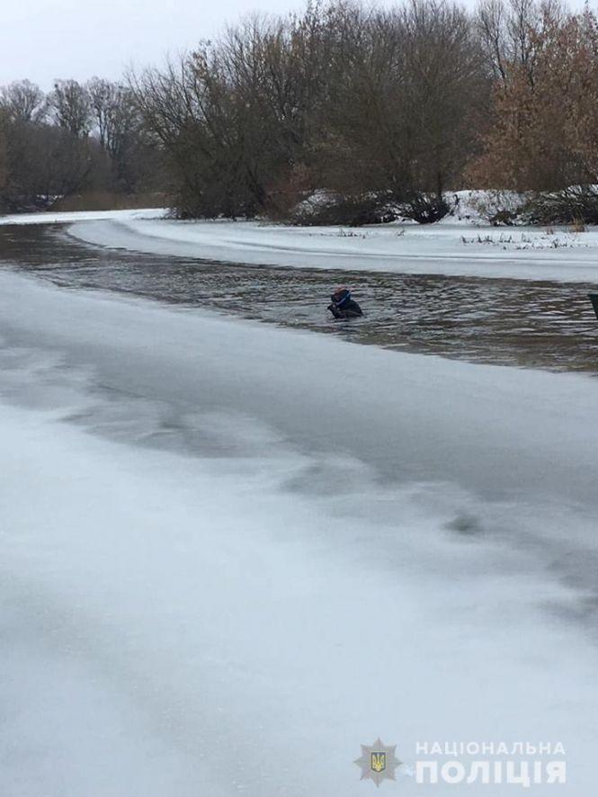 У Коростишівському районі поліцейські розшукують 6-річного хлопчика, фото №2 на сайті 20minut.ua