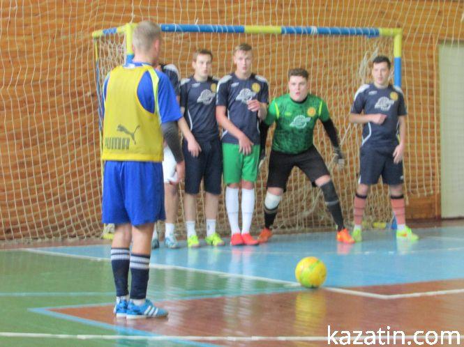 Новини Козятина - фото з “Поклик серця” — чемпіон Кубка Козятина з футзалу (+відео) “Поклик серця” — чемпіон Кубка Козятина з футзалу (+відео), фото №5 на сайті 20minut.ua