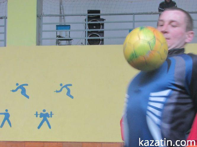 Новини Козятина - фото з “Поклик серця” — чемпіон Кубка Козятина з футзалу (+відео) “Поклик серця” — чемпіон Кубка Козятина з футзалу (+відео), фото №1 на сайті 20minut.ua