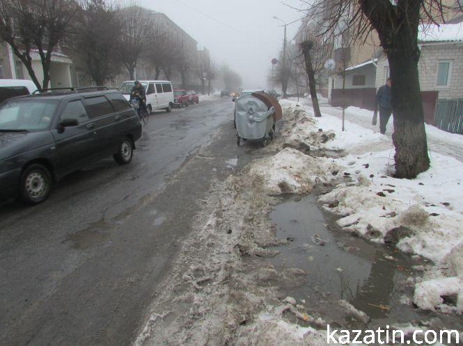 Дороги Козятина в незадовільному стані, другорядні вулиці після відлиги в льоду, фото №4 на сайті 20minut.ua