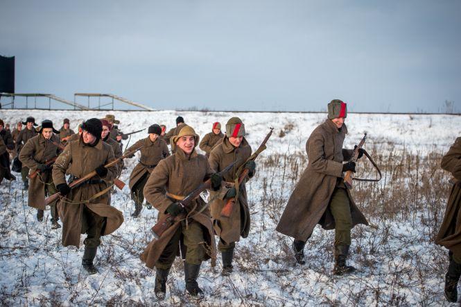 Новини Вінниці - фото з Відтворювач історії: реконструктор розповів про зйомки екшн-фільму «Крути 1918» Відтворювач історії: реконструктор розповів про зйомки екшн-фільму «Крути 1918», фото №14 на сайті 20minut.ua