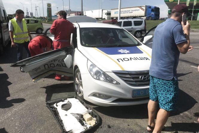 Новини Вінниці - фото з Наші копи кращі в Україні: розказуємо про їхні здобутки та «проколи» Наші копи кращі в Україні: розказуємо про їхні здобутки та «проколи», фото №9 на сайті 20minut.ua