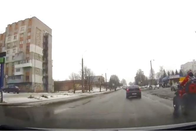 Новини Хмельницького - фото з Травмована дитина і 15-річний без прав: хроніка ДТП у Хмельницькому Травмована дитина і 15-річний без прав: хроніка ДТП у Хмельницькому, фото №3 на сайті vsim.ua