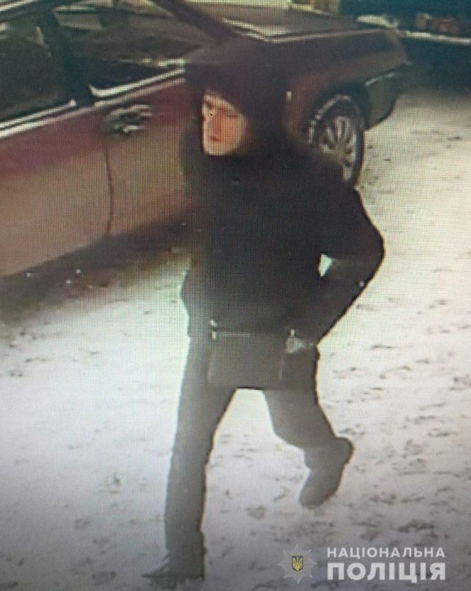 Новини Вінниці - фото з Поліція виклала фото та просить впізнати хлопця у чорній куртці Поліція виклала фото та просить впізнати хлопця у чорній куртці, фото №1 на сайті 20minut.ua