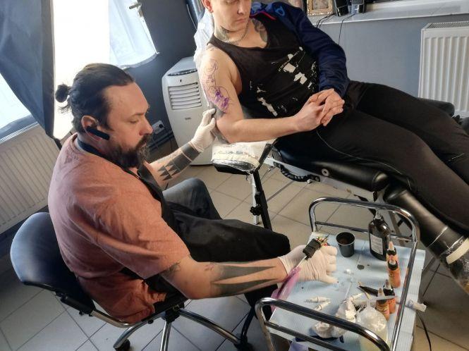 Малюнок на тілі: тату-майстер Володимир Орлов про те, що набивають хмельничани, фото №1 на сайті vsim.ua