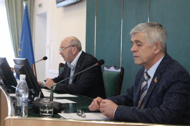 Програми для маленьких кам’янчан,  спорт і землі учасникам АТО  - результати сесії, фото №2 на сайті 20minut.ua